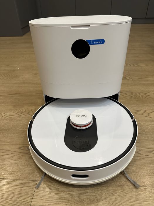 Продам робот пылесос