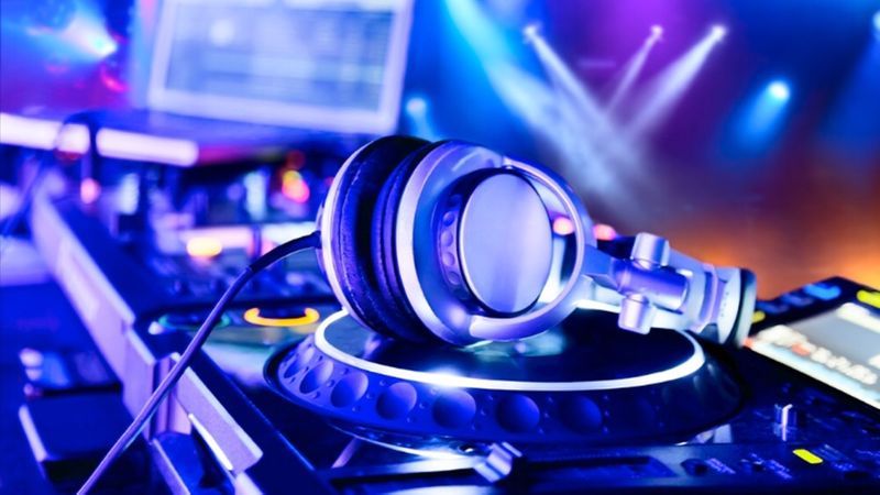 Ди-Джей за вашето празнично събитие-DJ.Димитър Иванов