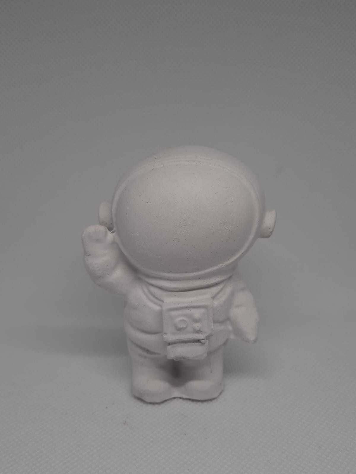 Figurine ipsos 3D - MASINI si ASTRONAUTI (pictura si joc de rol)