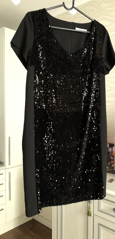 Вечернее платье с накидкой из органзы 48-50р 30000т