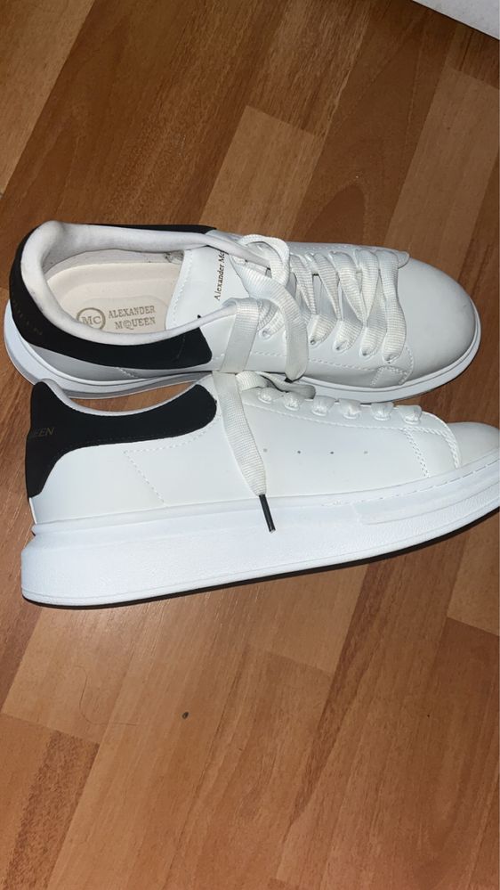 Adidasi alexander mcqueen