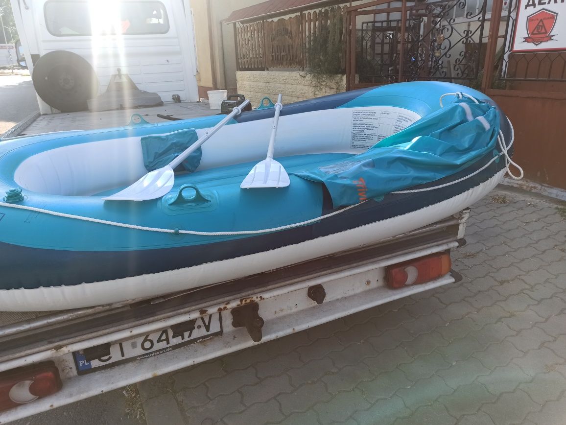 Надуваема лодка Crivit- 260кг,  ( 230x 134 , вътрешно 170х 70см))