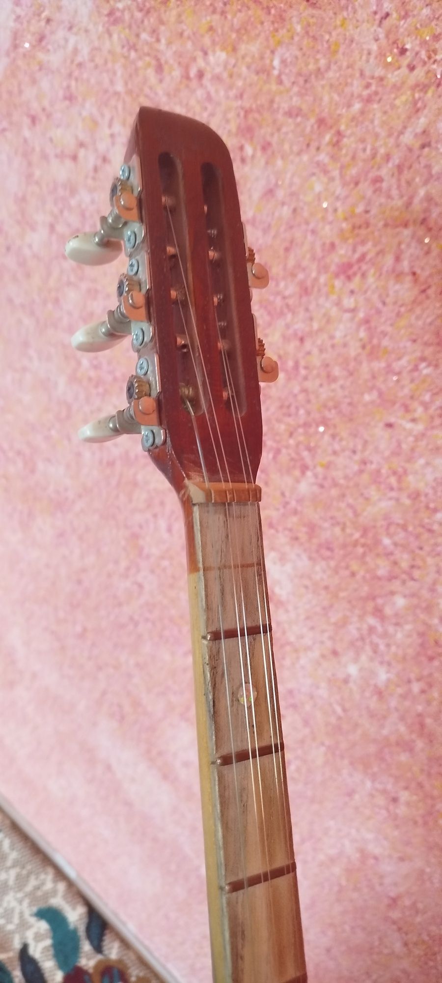 Rubob srochno sotiladi (oʻquvchilar uchun)