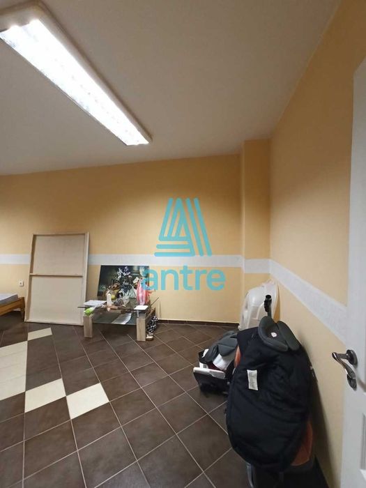 Продава се Многостаен апартамент в София, Лагера - 153 кв.м за 1929 €/кв.м - Снимка #2