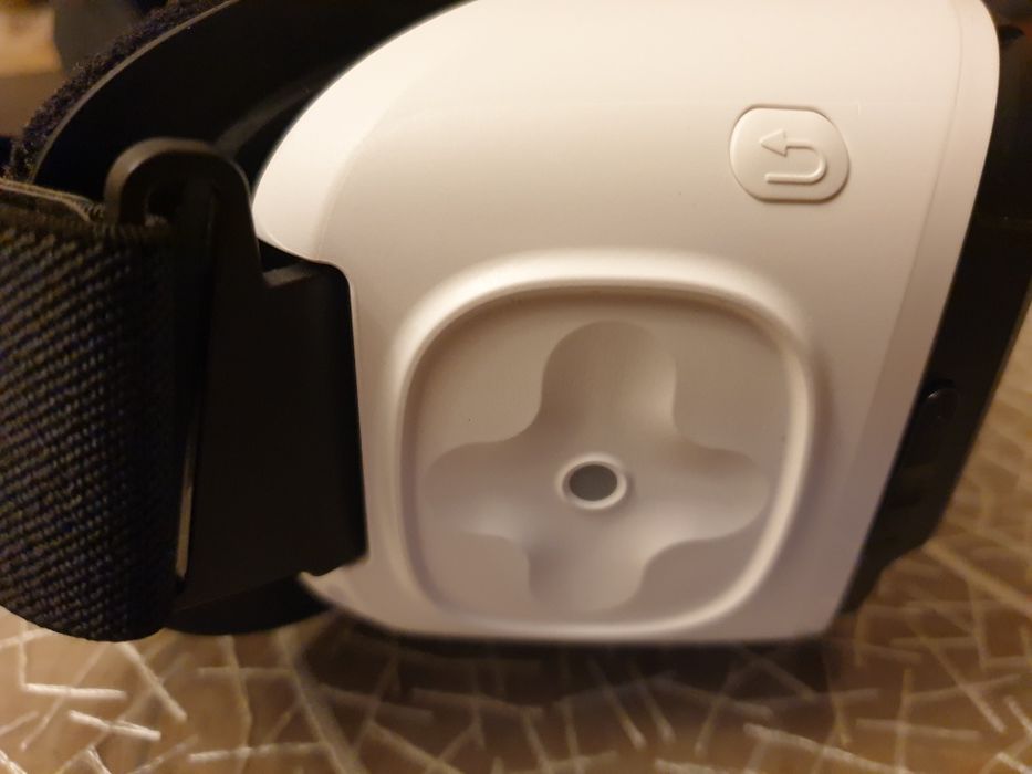 Очила за виртуална реалност Samsung Gear VR