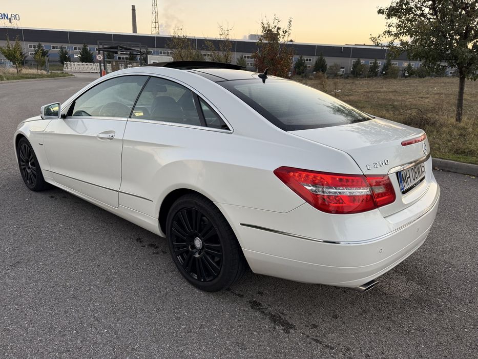 Mercedes E 250 Coupe *2011* Cutie Automata / Unic Proprietar
