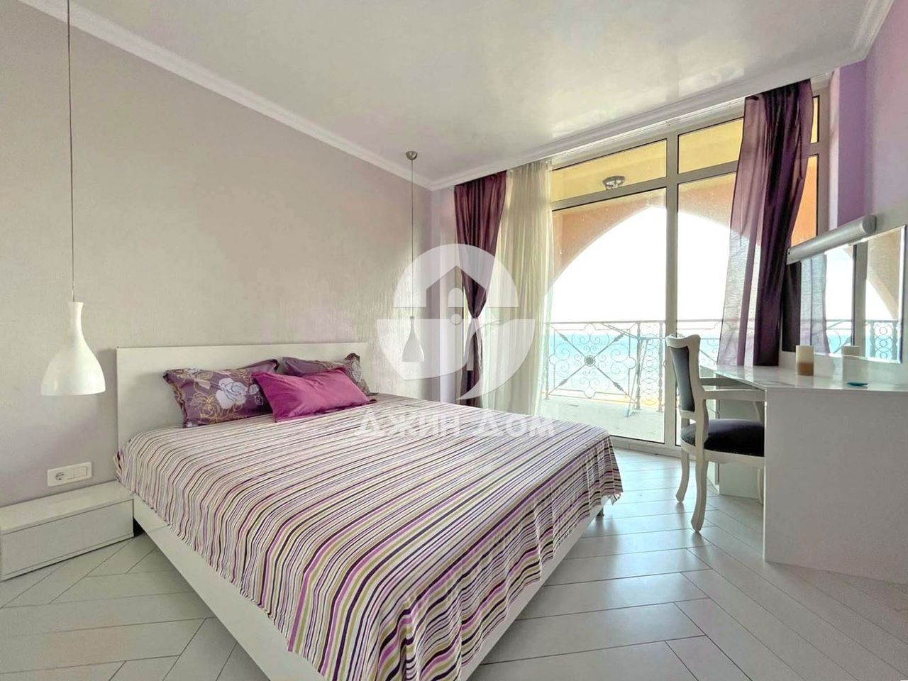 Продава се Тристаен апартамент в к.к. Елените - 100 кв.м за 1300 €/кв.м - Снимка #5