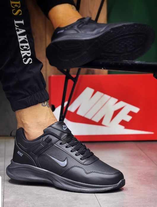 Мъжки маратонки Nike u Adidas