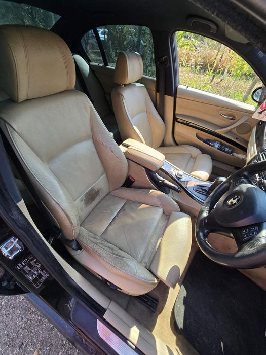 • Продавам BMW 330d E90 2008г. на ЧАСТИ, както и над 17 Голф 5ци