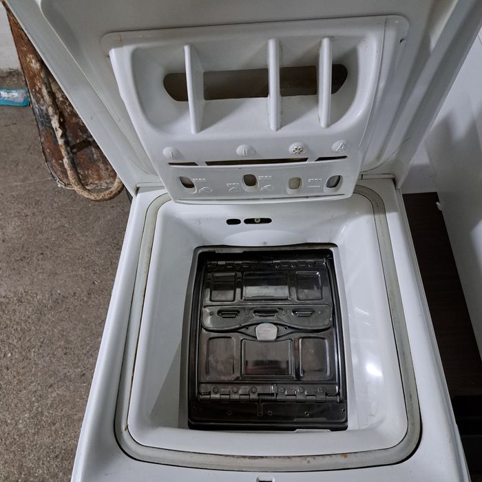 Vand masina de spalat rufe verticala Bosch