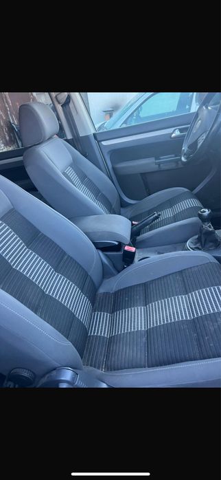 Plansa bord chit airbaguri vw touran 19 tdi bls 2009