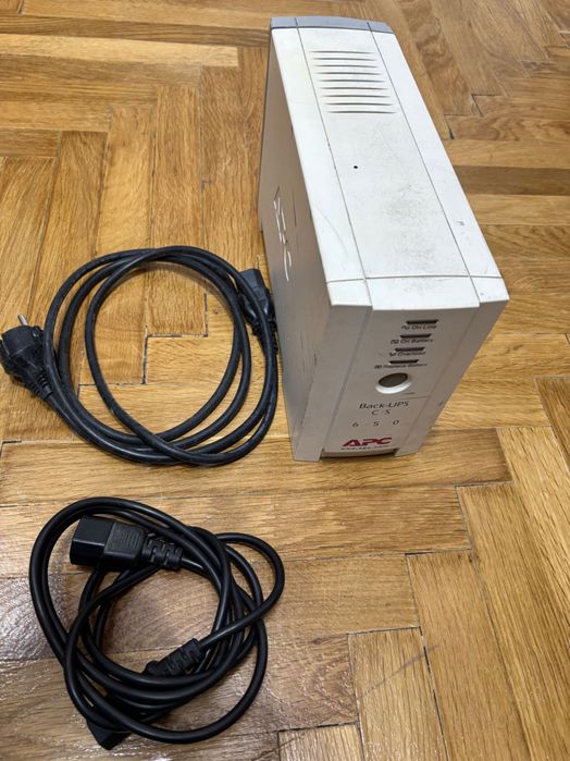 Sursa APC Back-UPS CS 650 de 400W cu Baterie Buna