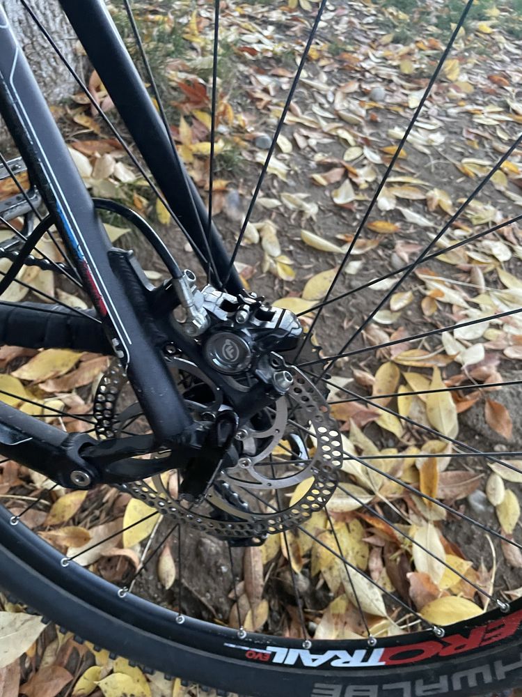 Bicicleta cube ams 130 full suspension