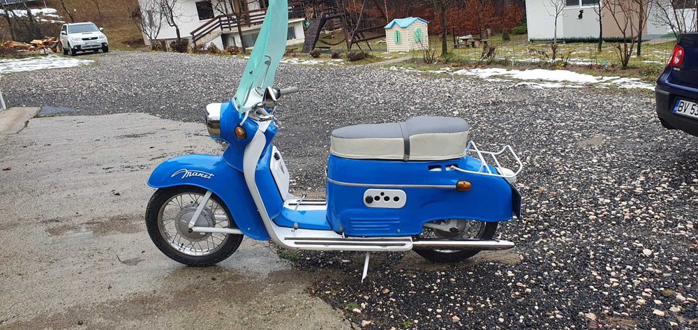 Vând o piesă antică readusă la viață, Manet S100