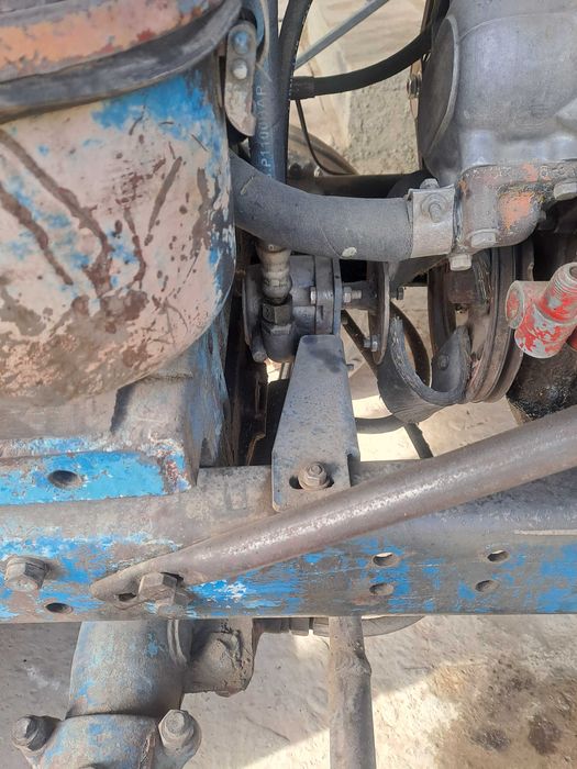 Traktr sotiladi naxadi