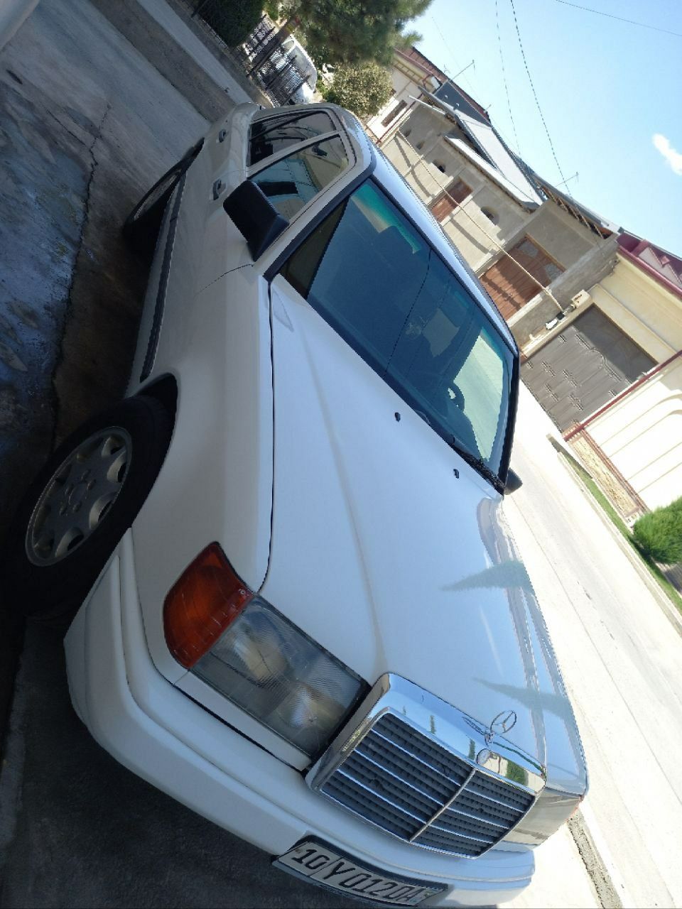 W124  mersades-benz