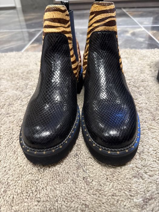 Боти Liu Jo като нови