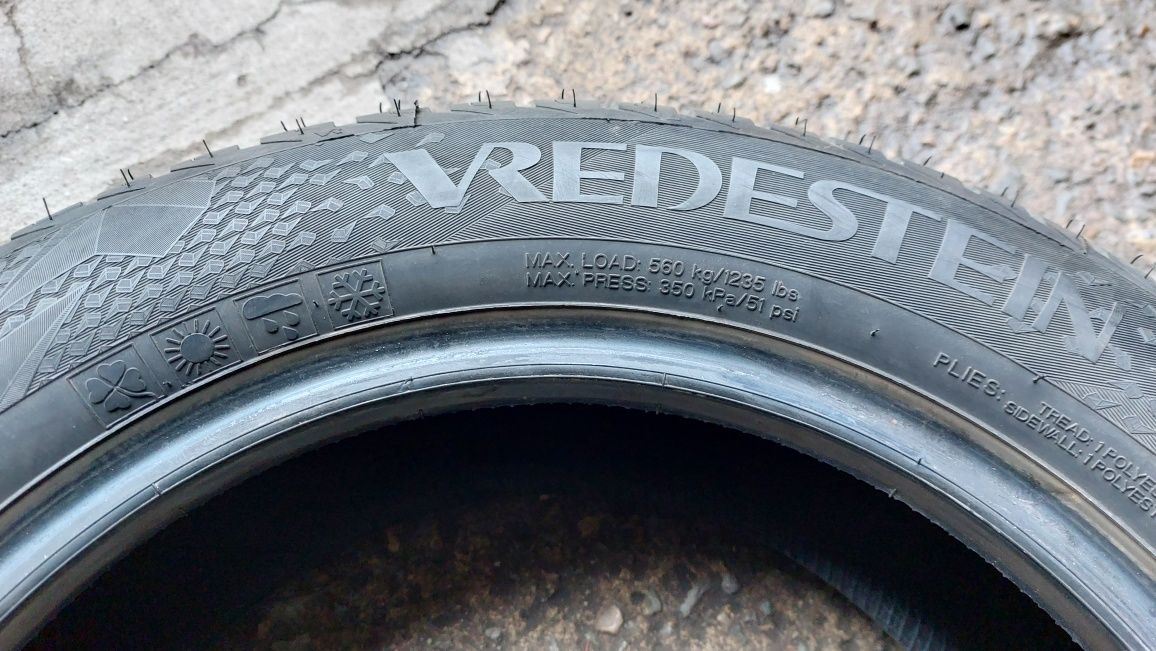 Всесезонна гума 185/60/15 Vredestein  един брой