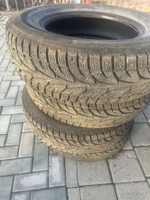 Шины продам зимние 215/75/16/С