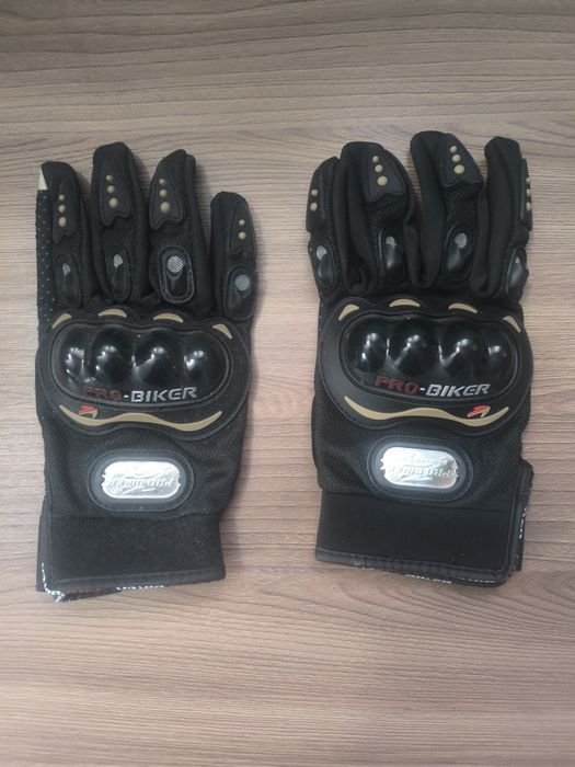 Мото перчатки с защитой