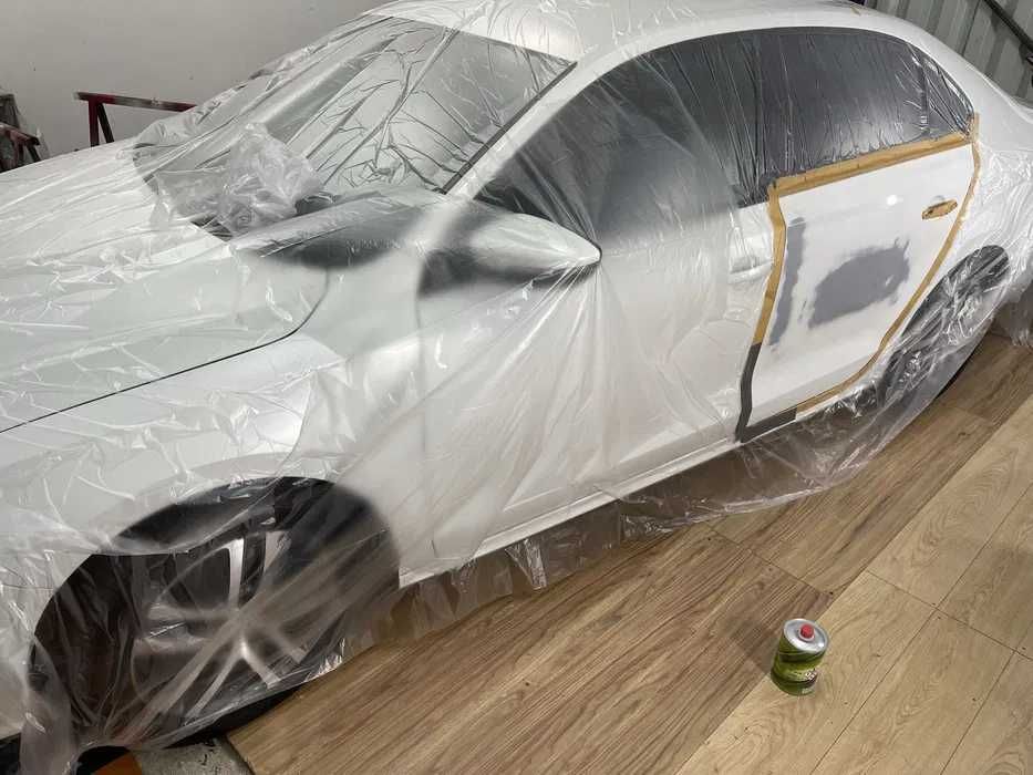 Servicii Profesionale de Tinichigerie Vopsitorie Mecanica AUTO