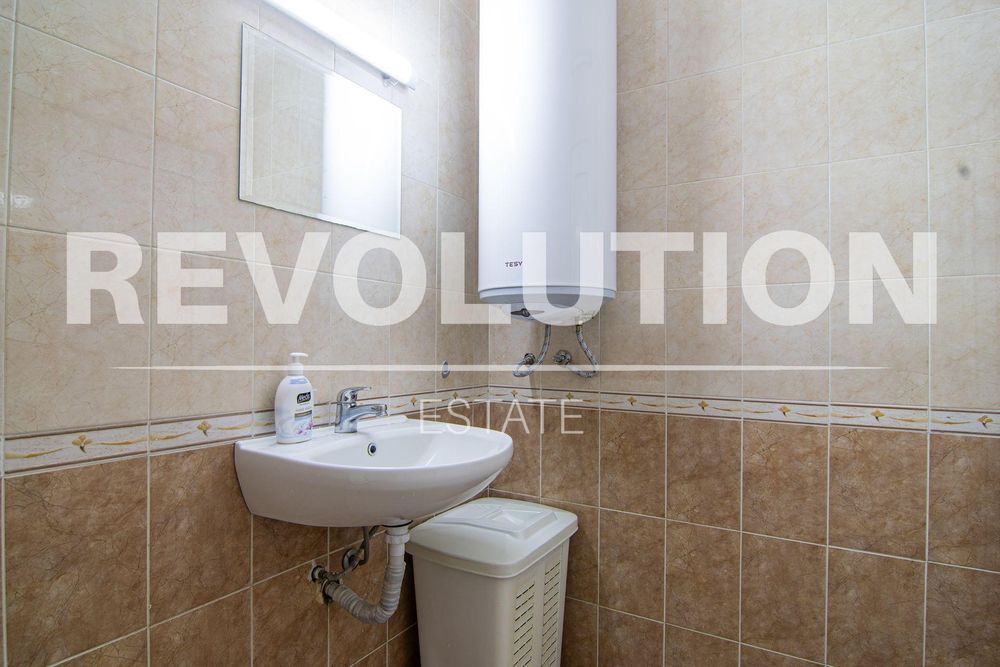 ЕКСКЛУЗИВНО! Двустаен апартамент в кв. Каменица 2