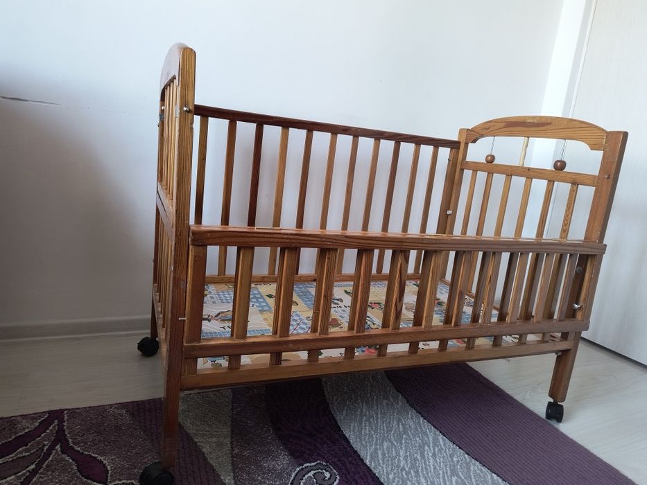 Манеж с матрацем