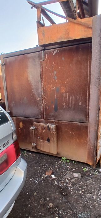 Контейнер 3м. Дължина  2м. височина 2 м.  Ширина