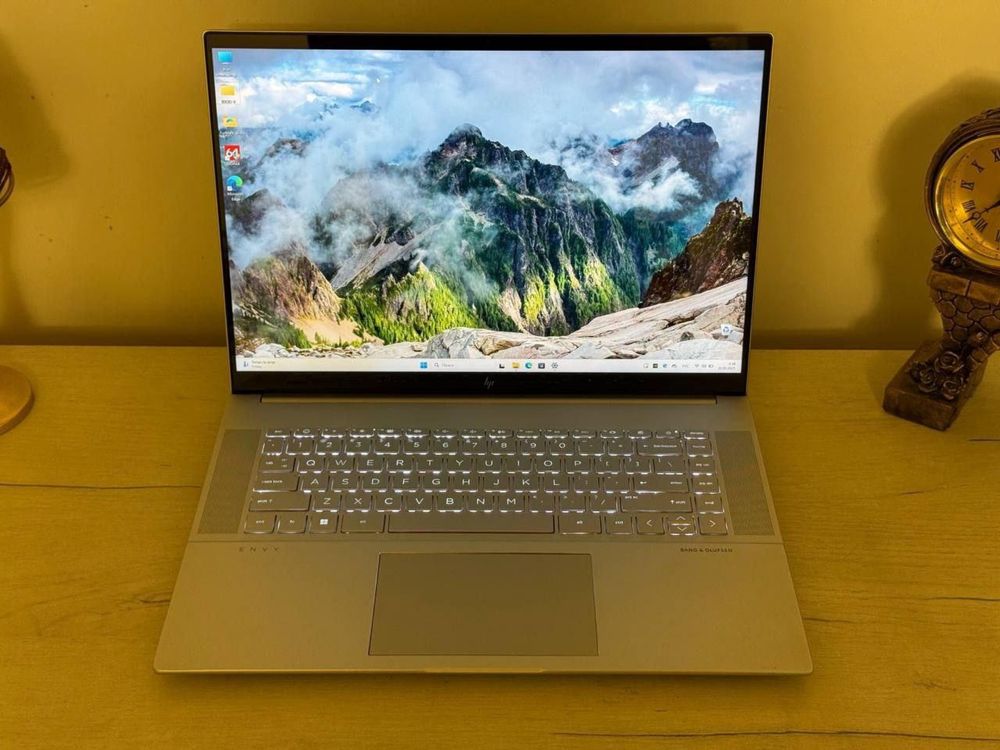 Noutbuk HP ENVY 16