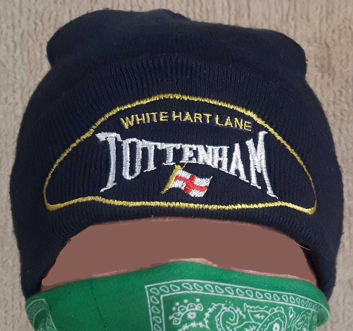 Шапка на футболен клуб Totenham Hotspurn