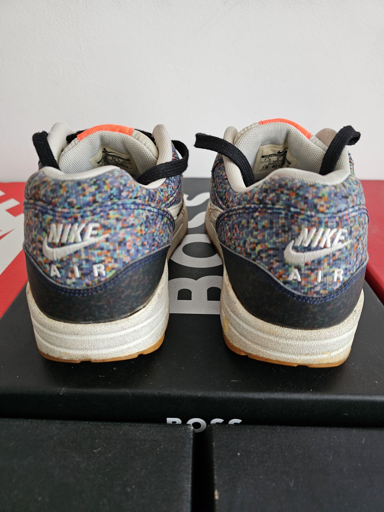 Nike Air Max 1 Liberty of London номер 38.5