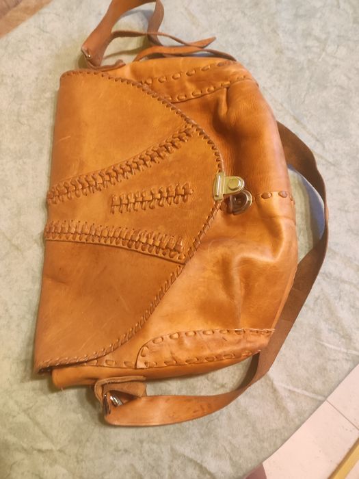 Чанта  естествена кожа,и чанта за лов