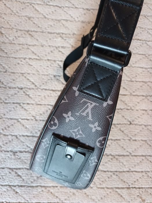 Louis Vuitton чанти