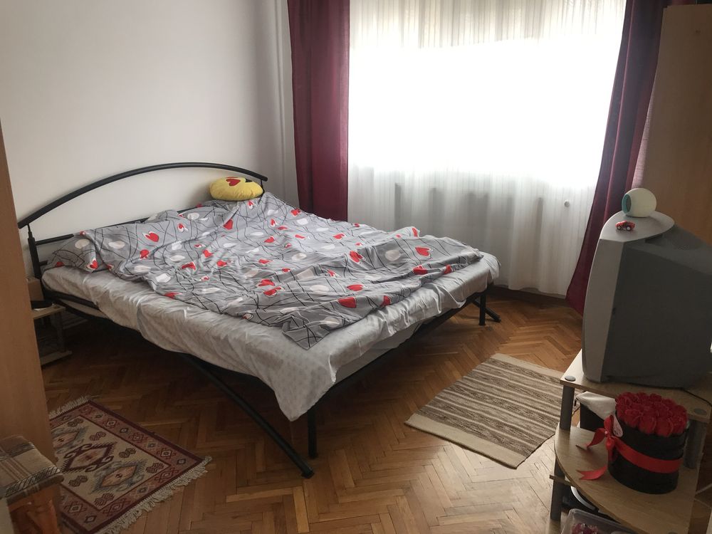 Proprietar, vand apartament 3 camere, 2 bai, Aradului