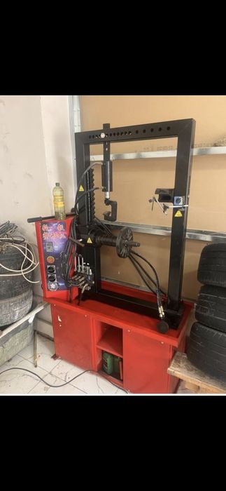 Продам срочно стенд для правки дисков. Дископрав