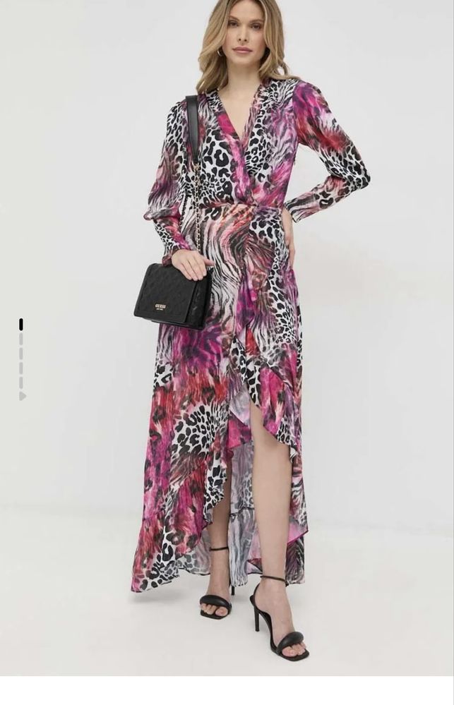 Рокля на Guess