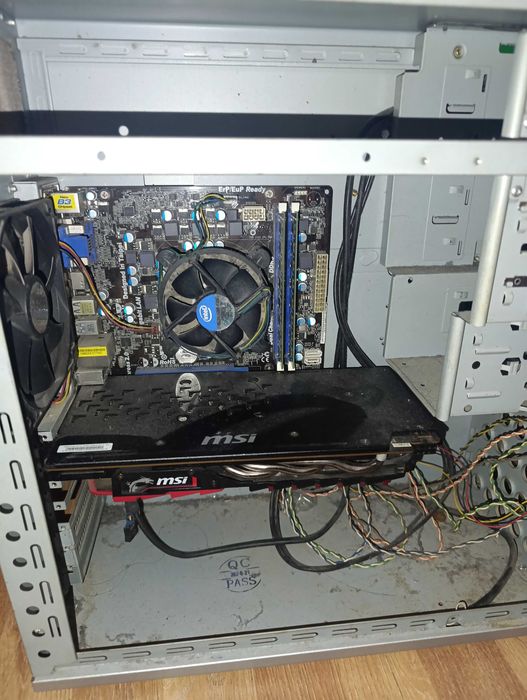 Стар гейминг компютър