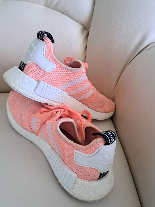 Adidași nr 40 fenei