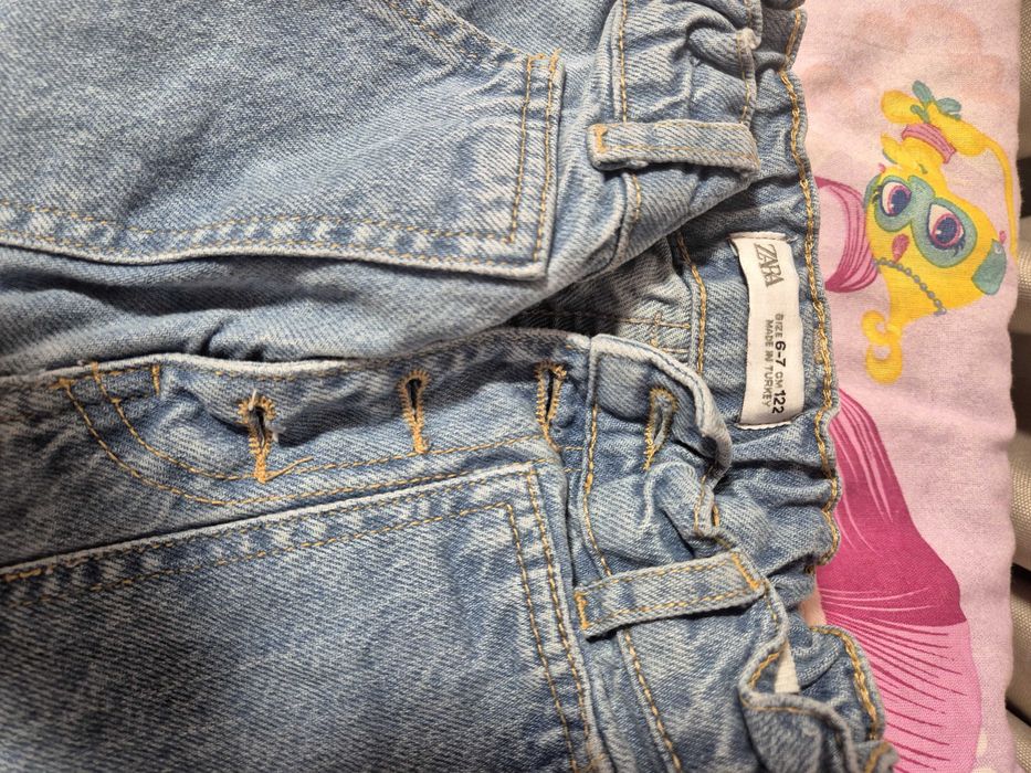 Детски дънки zara и dsquared