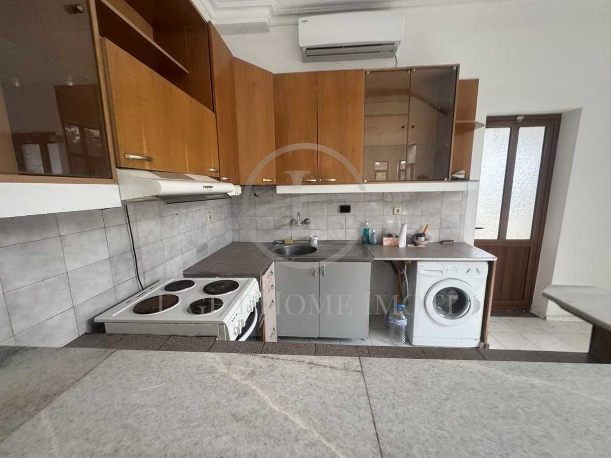 Продава се Етаж от къща в Пловдив, Център - 115 кв.м за 1522 €/кв.м - Снимка #2