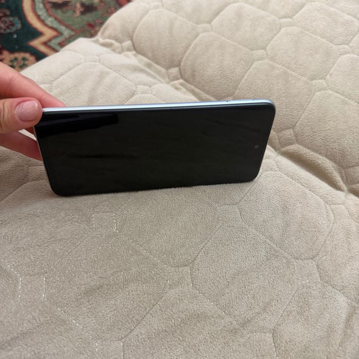 Redmi 10 64 GB Дисплей: 6.5" IPS LCD - 1080 x 2400