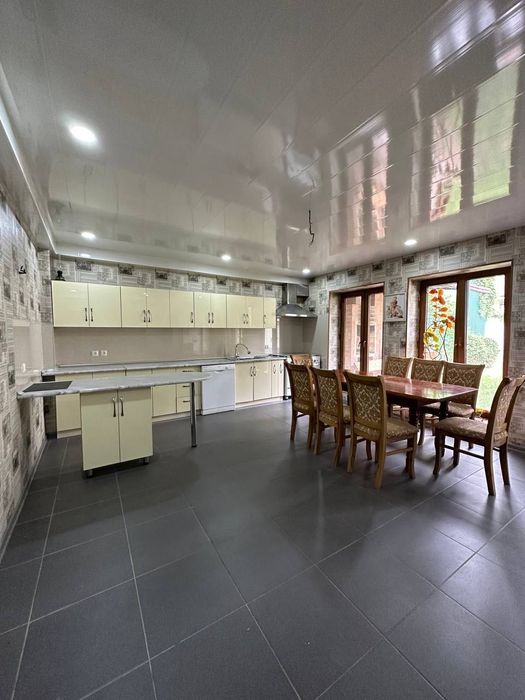 Продается дом рядом с российским посольством