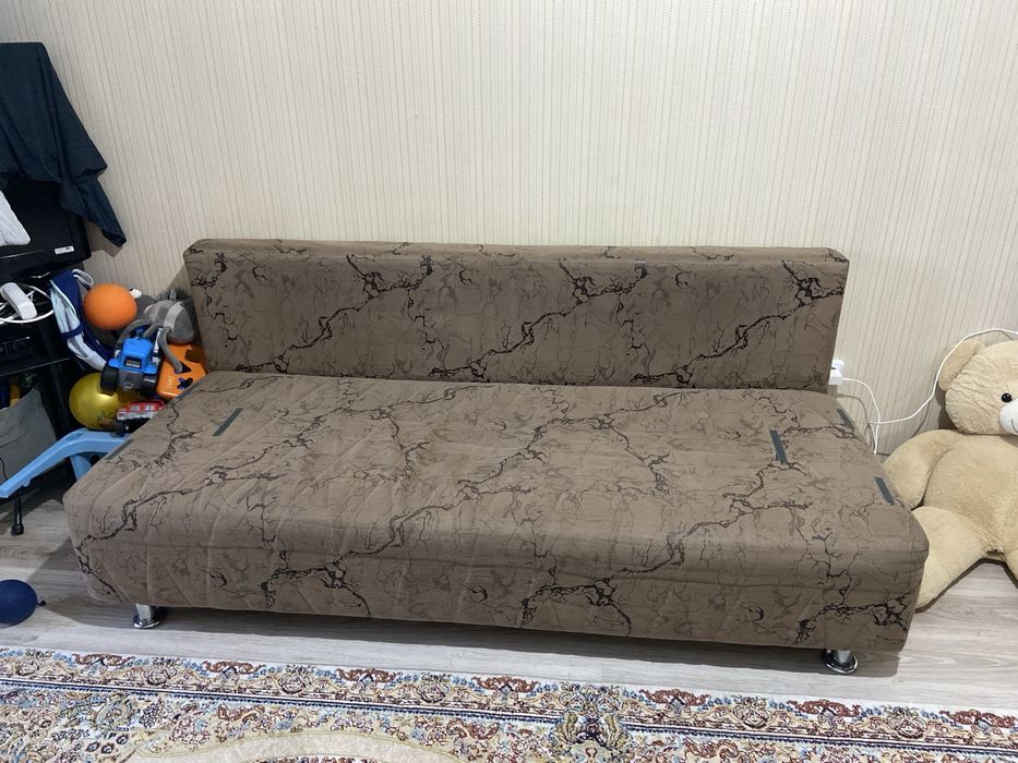 Продам диван раздвижной