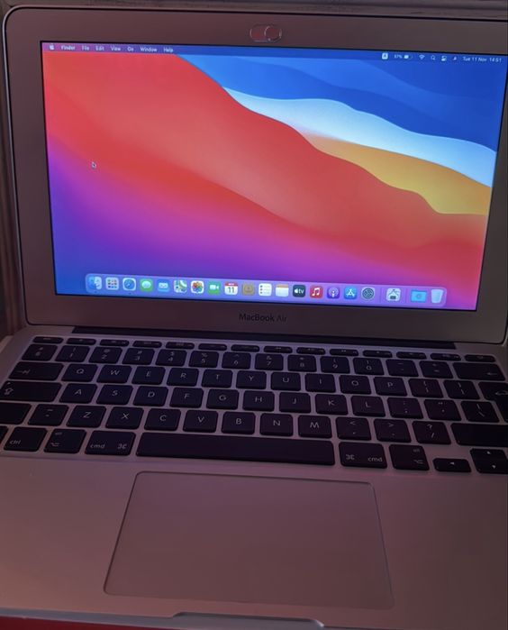 Macbook Air (11 inch early 2014)