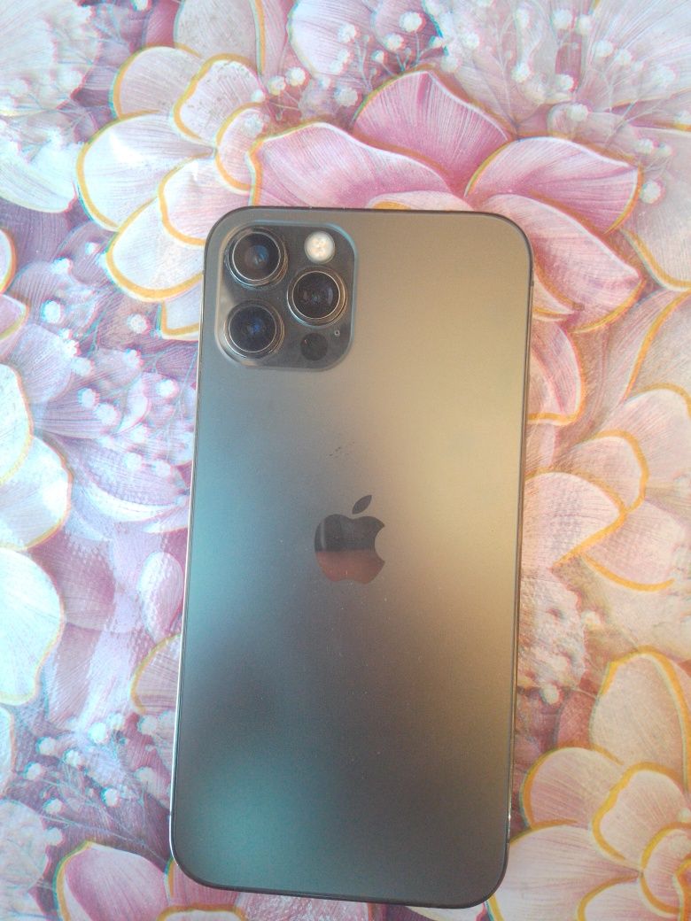 iPhone 12 pro 128