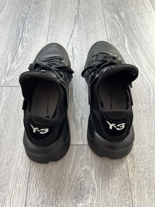Спортни обувки адидас Y-3. Kaiwa
