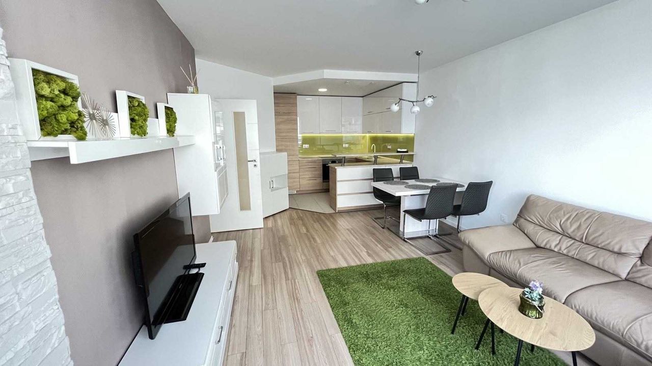 Продава се Тристаен апартамент в София, Манастирски ливади - 90 кв.м за 1778 €/кв.м - Снимка #9