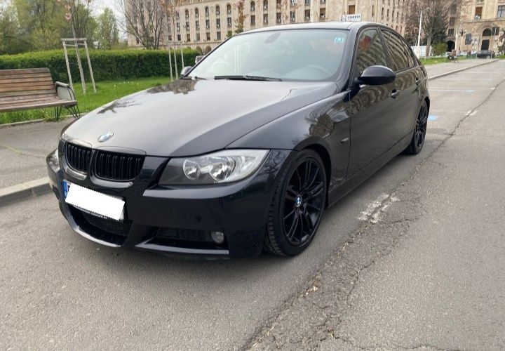 BMW  / E90 /  Pachet M  / Navi  /  Trapa
