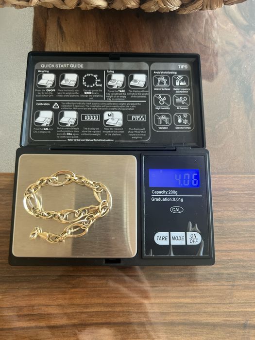 Златни красиви бижута