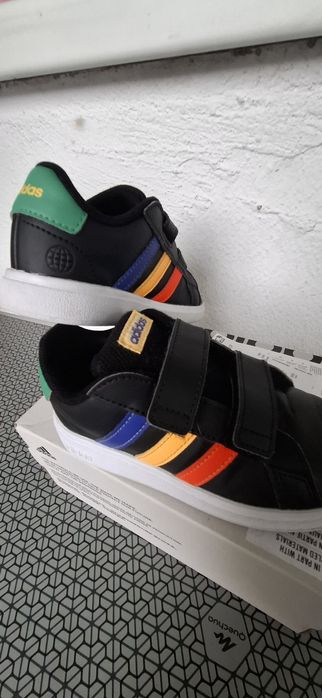 Адидас кожени обувки